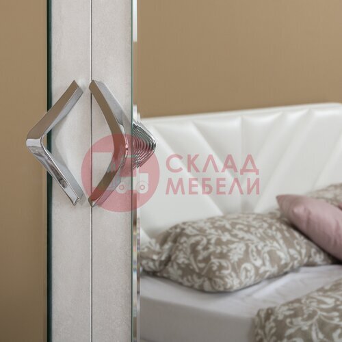  Стол туалетный Амели Mobi в Симферополе Крыму