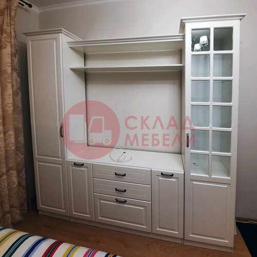  Витрина Ливерпуль  Mobi в Симферополе Крыму