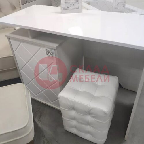  Стол макияжный Сальма СтендМебель в Симферополе Крыму