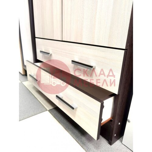  Шкаф Квадро 4Д2Я СтендМебель в Симферополе Крыму