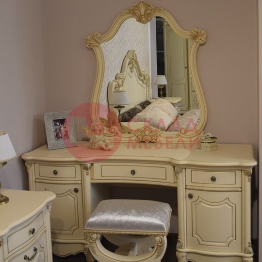 Туалетный столик+пуфик Мона Лиза Эра-мебель 